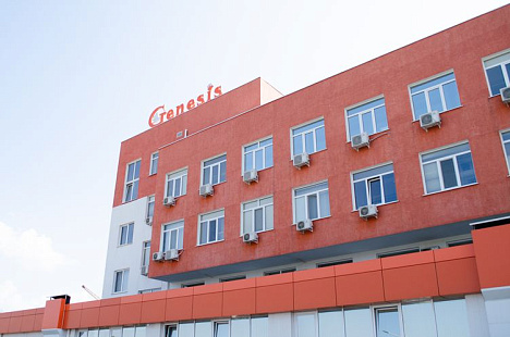 Взрослая поликлиника Генезис в Мирном-4